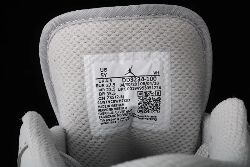 All categories Air Jordan Jordan series basketball shoes Air Jordan 1 Low G version pure original Air Jordan 1 Low GS AJ1 Joe 1 low-top white gray camouflage low-top basketball shoes DD3234-100